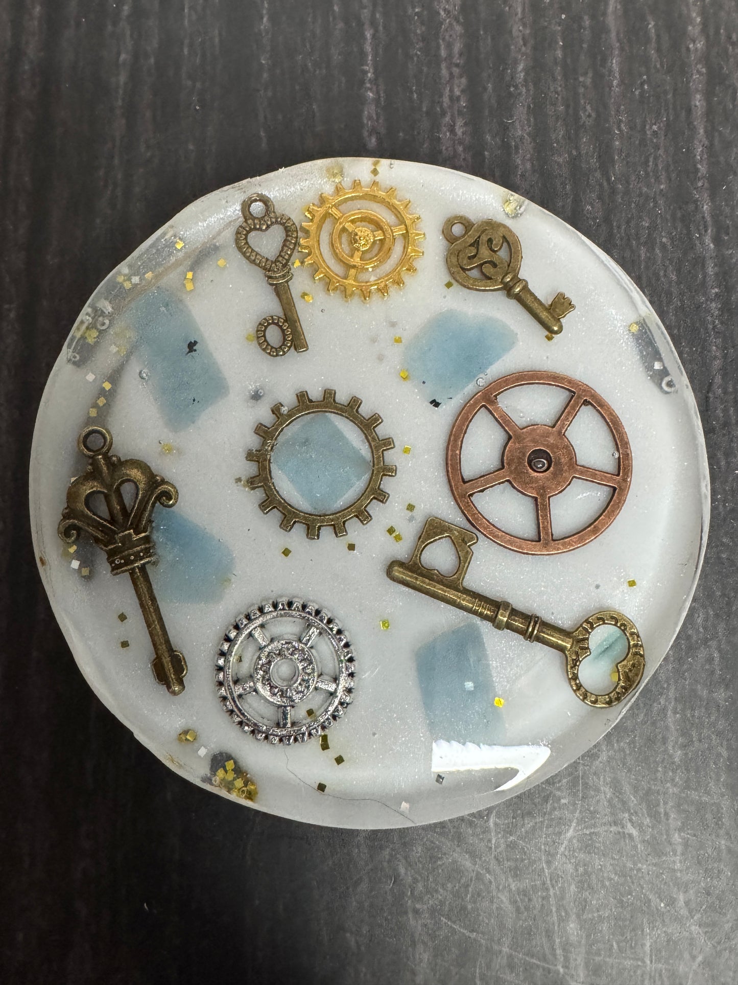 Coaster Set with Stand - Steampunk gears and keys